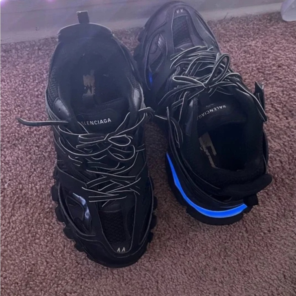 Balenciaga Men's Black and Blue Sneakers